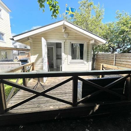 Egen Stuga Mitt I Stan Karlstad Exterior foto